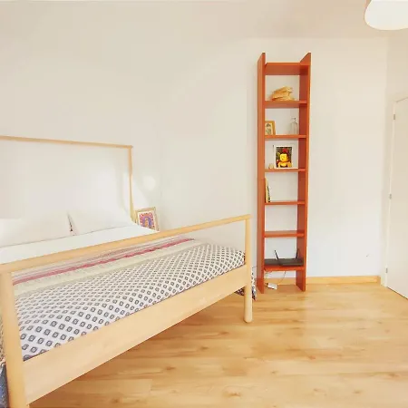 Isleta Flat